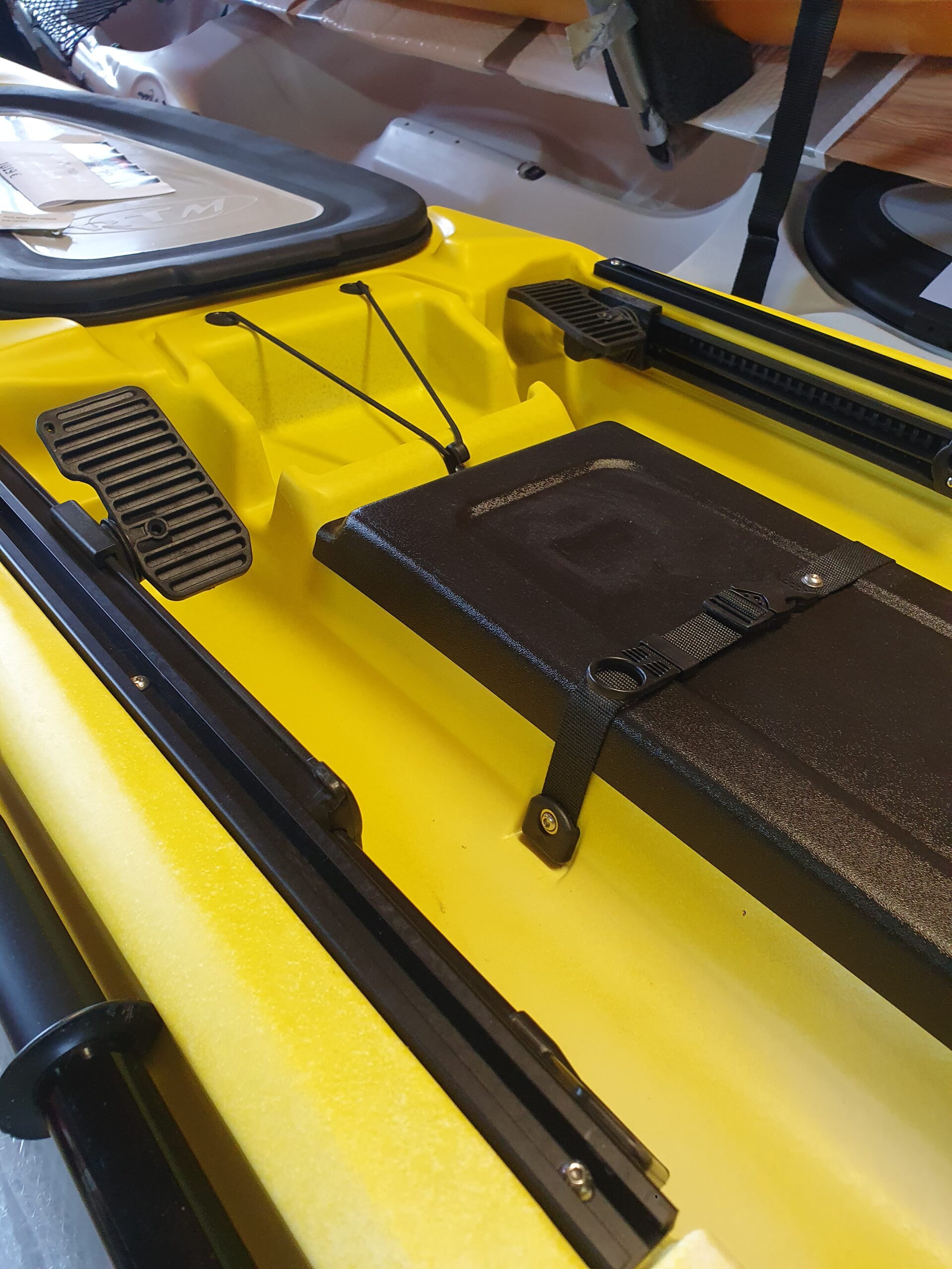 Focus sur quatre kayaks de pêche de la société Rotomod